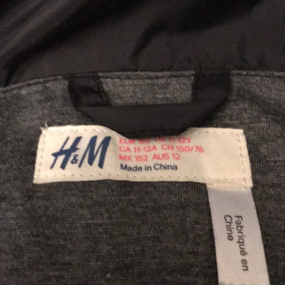 Lightweight puffer jacket - Picture 2 of 3